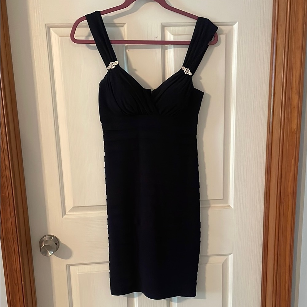 Elegant Navy Sleeveless Dress